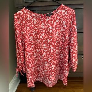 Papermoon top. Red and white. Size large